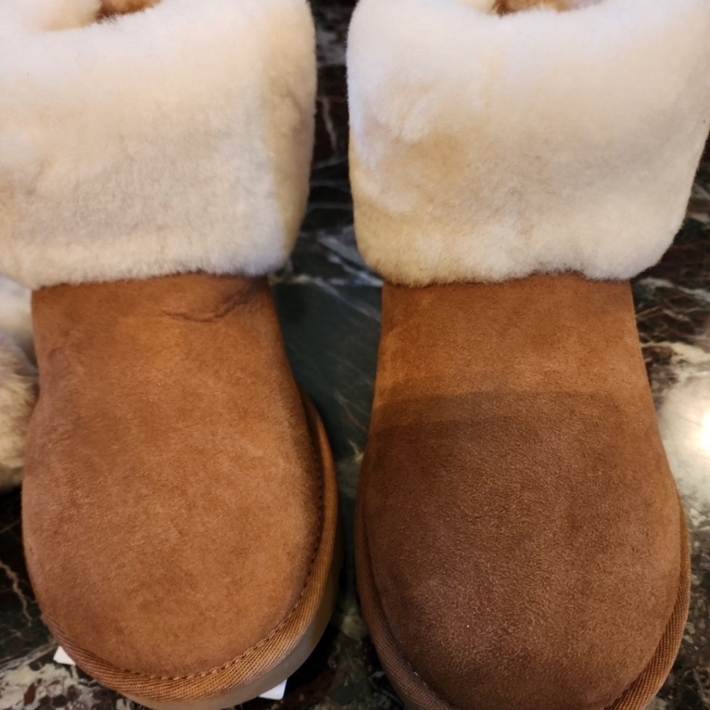 UGG Australia Mini Fluff Ankle Boots & Earmuffs